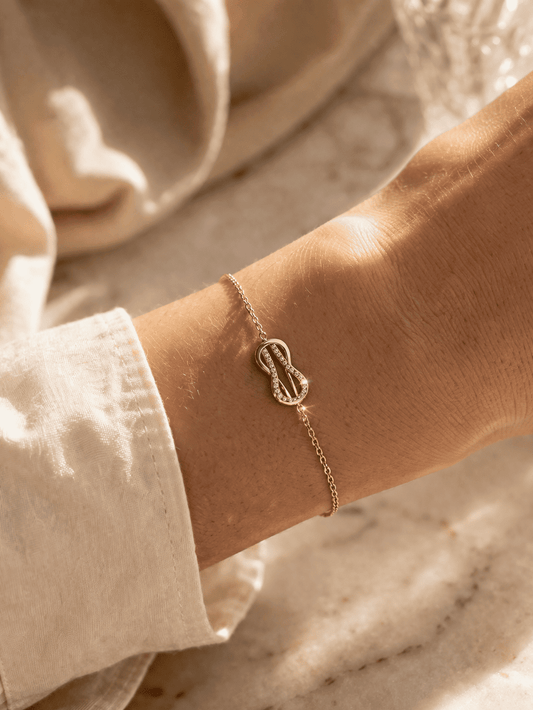 Kadın Gold Geometrik Figürlü Zirkon Taş Detaylı Minimal Zincir Bileklik Ayarlanabilir