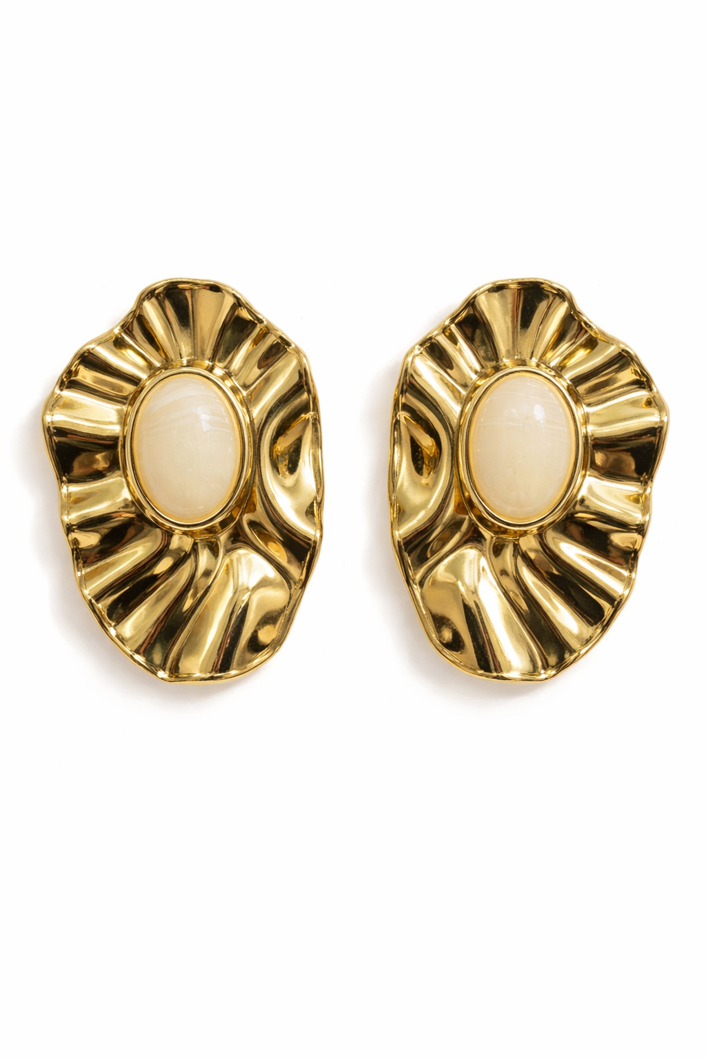 Kadın Gold Renk Oval Formlu Taşlı Çivi Küpe
