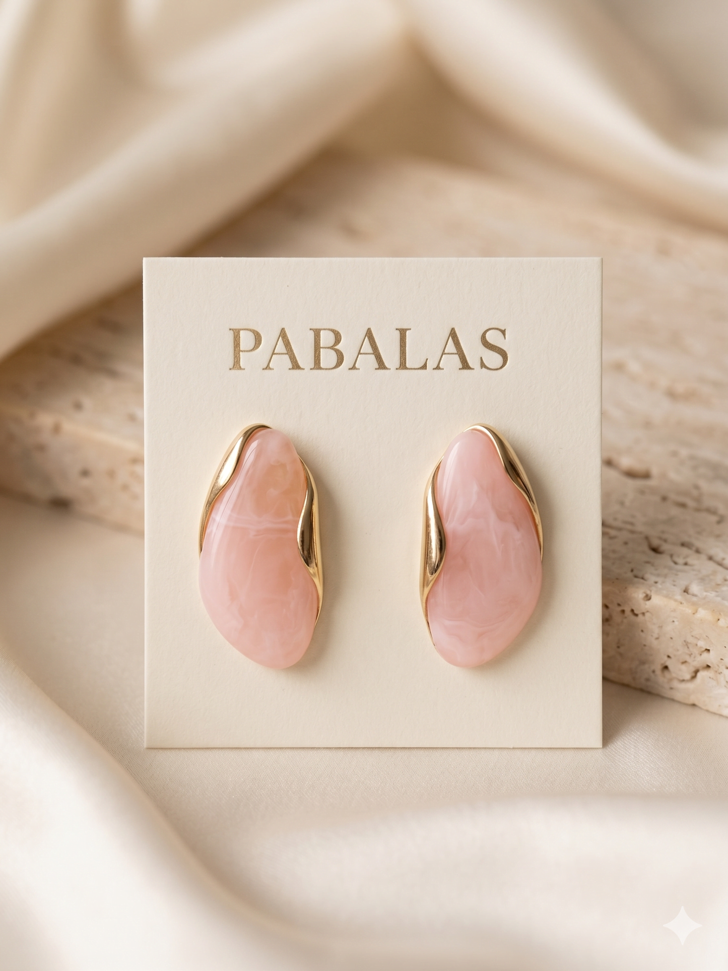 Kadın Gold Pembe Taşlı Küpe – Modern Şık Minimal Küpe Modeli